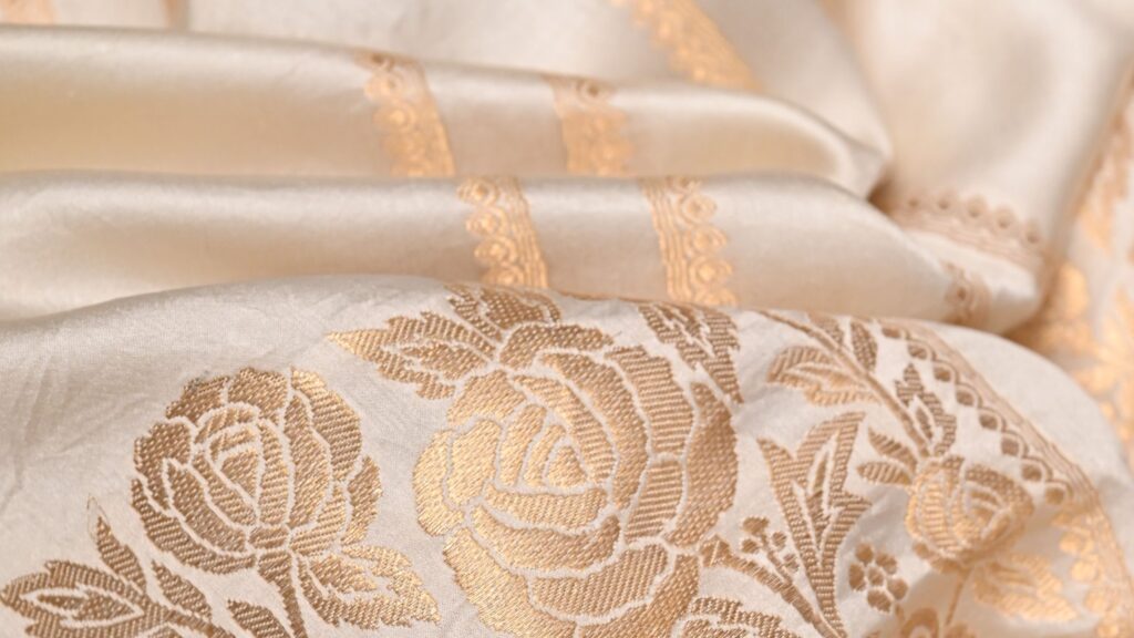 How to identify pure silk? JDS Banaras