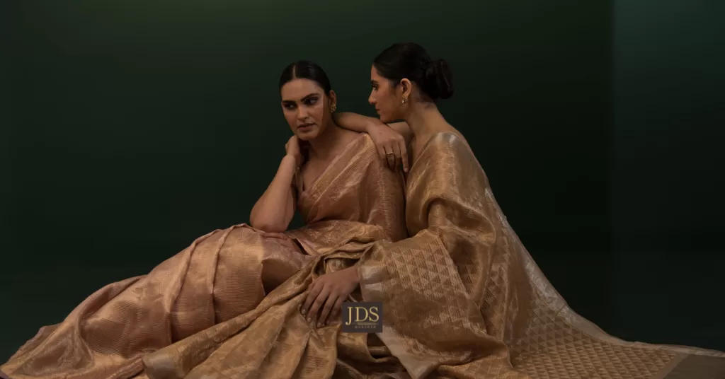 Why JDS Banaras Is the Most Famous Banarasi Saree Shop in Varanasi