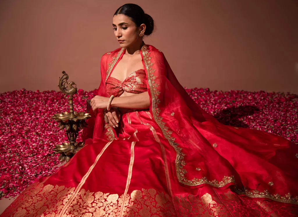 Visit JDS Banaras – The Most Trusted Lehenga Shop in Varanasi