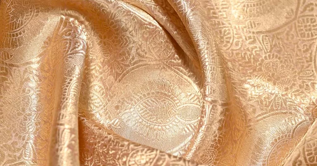 What is tissue silk saree
