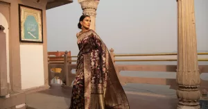 Where to buy Banarasi saree in Varanasi